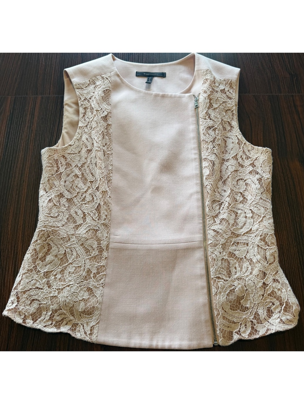 CBGMAXAZRIA Women’s Blush Pink Lace Panel Asymmetric Zip Vest Top Size L